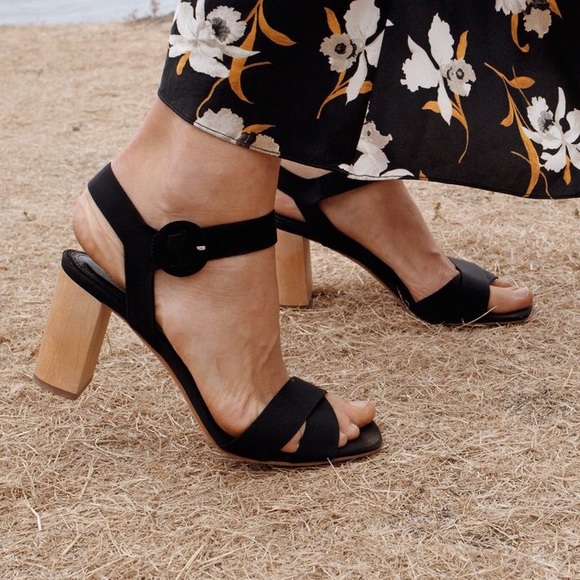 Doen Shoes - Dôen Agnes Heeled Sandals NWT